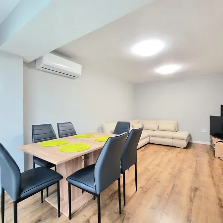 Relax & Spa-house Near Therma Numera Burgas City