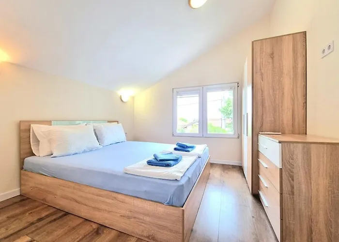 Relax & Spa-house Near Therma Numera Vilă Burgas City