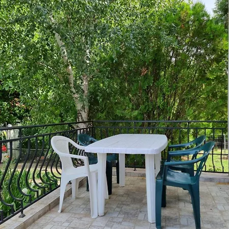 Relax & Spa-house Near Therma Numera וילה