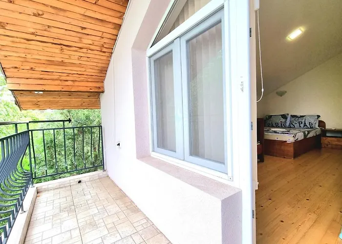 Relax & Spa-house Near Therma Numera * Burgas